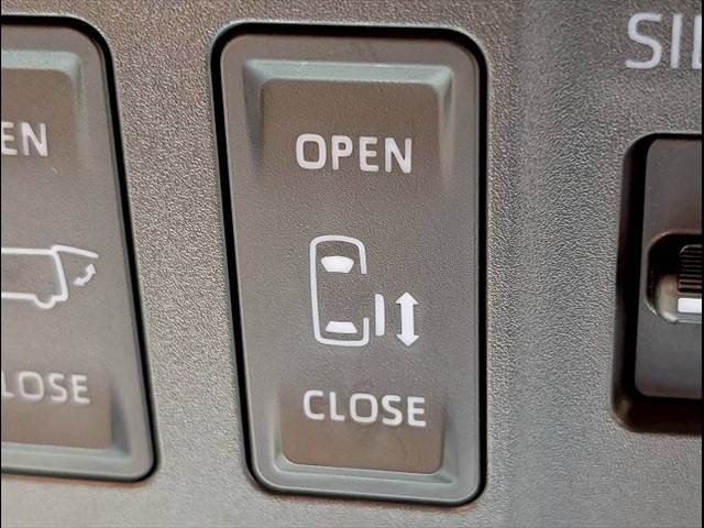 トヨタ&nbsp;ヴェルファイアハイブリッドの画像5