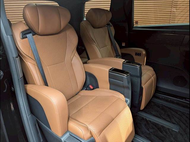 トヨタ&nbsp;ヴェルファイアハイブリッドの画像8