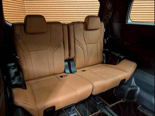 トヨタ&nbsp;ヴェルファイアハイブリッドの画像9