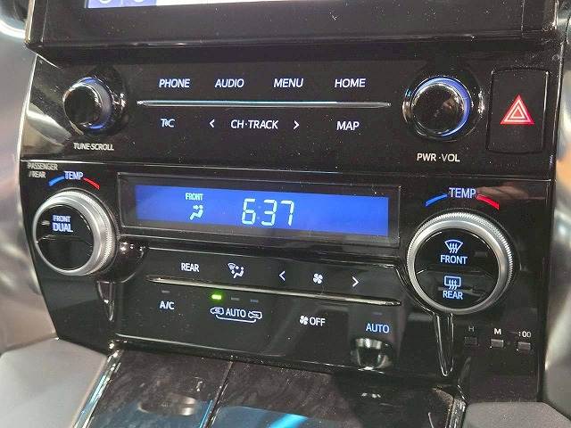 トヨタ&nbsp;アルファードの画像12