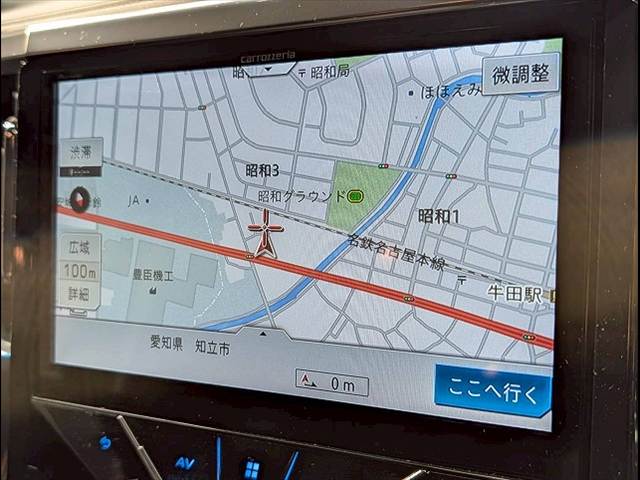 トヨタ&nbsp;アルファードの画像3