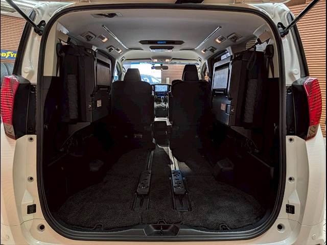 トヨタ&nbsp;アルファードの画像20