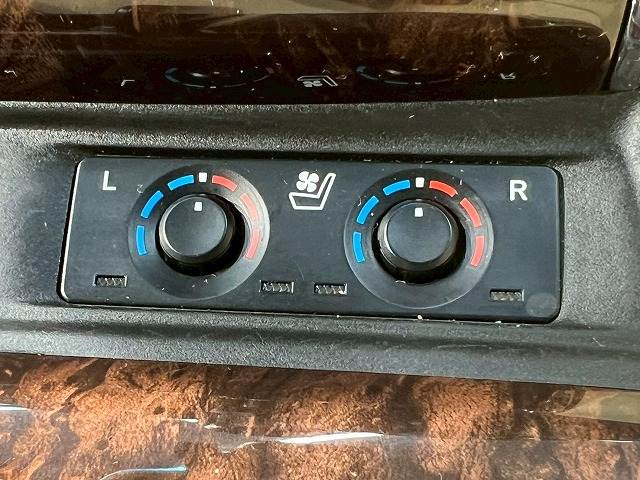 トヨタ ヴェルファイアの画像5