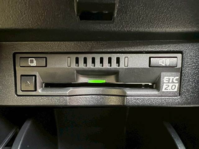 トヨタ ヴェルファイアの画像16