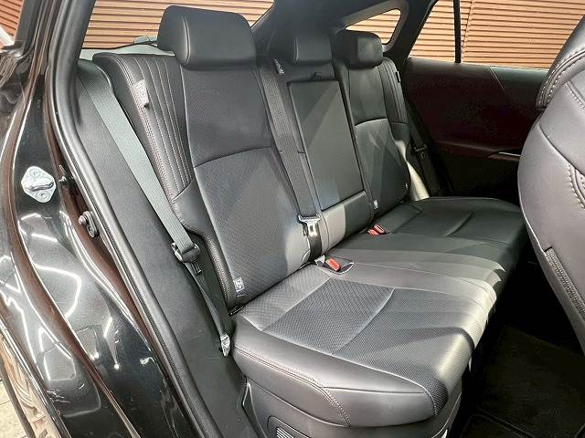 トヨタ&nbsp;ハリアーハイブリッドの画像9