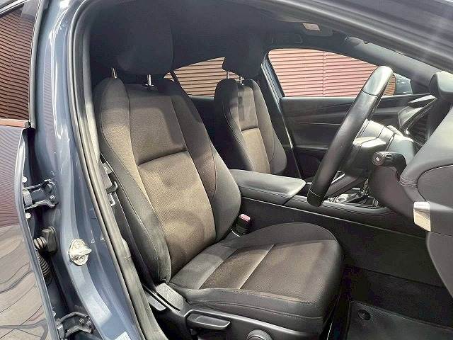 マツダ&nbsp;MAZDA3 FASTBACKの画像8