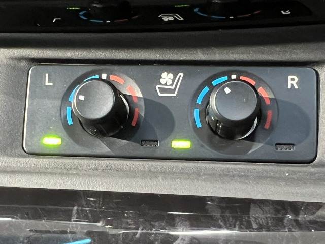 トヨタ&nbsp;アルファードの画像15