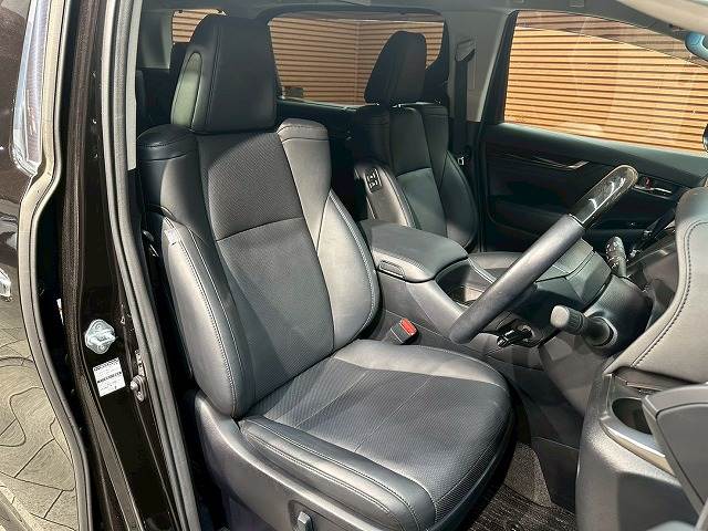 トヨタ&nbsp;ヴェルファイアの画像7