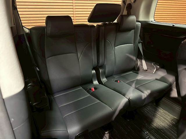 トヨタ&nbsp;ヴェルファイアの画像9