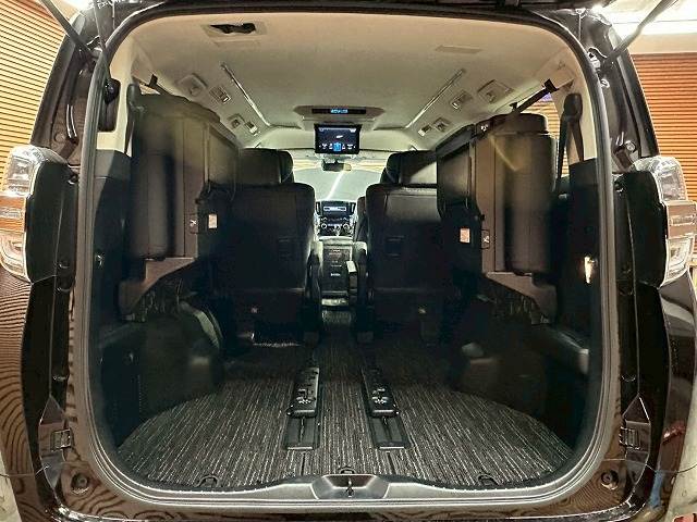 トヨタ&nbsp;ヴェルファイアの画像20