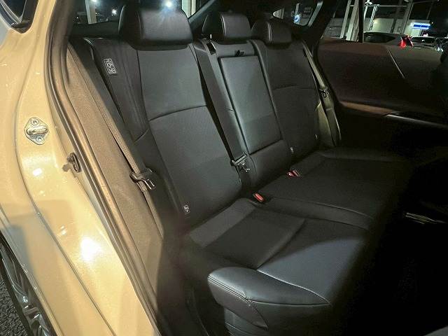 トヨタ&nbsp;ハリアーハイブリッドの画像9