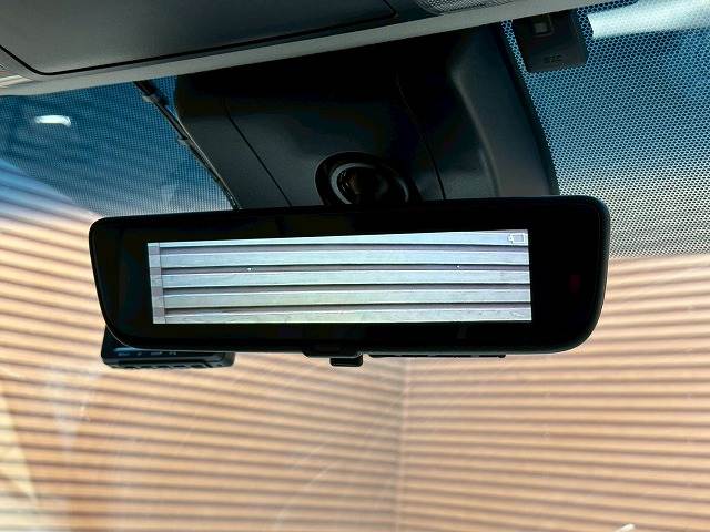 トヨタ アルファードの画像6