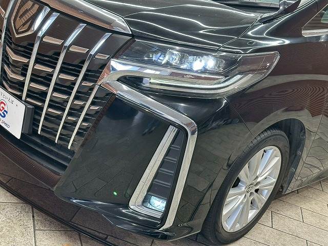 トヨタ アルファードの画像10