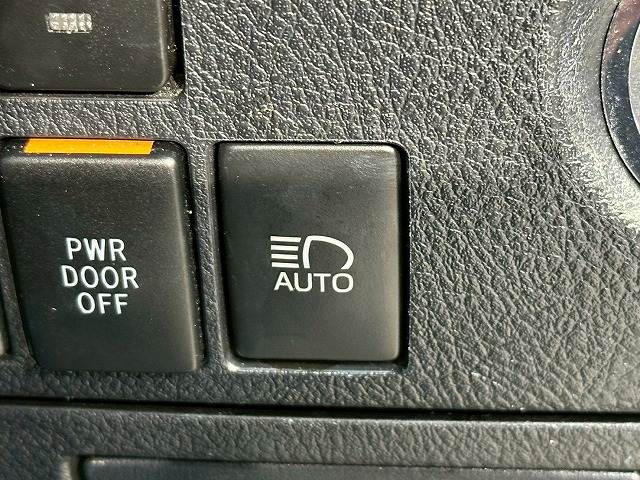 トヨタ アルファードの画像15