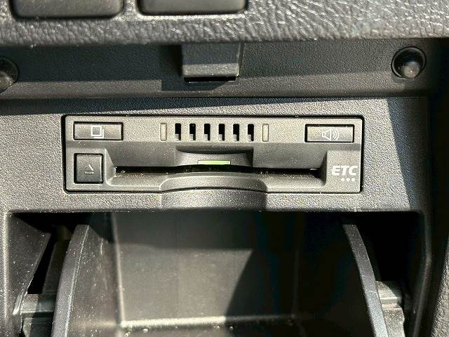 トヨタ アルファードの画像16