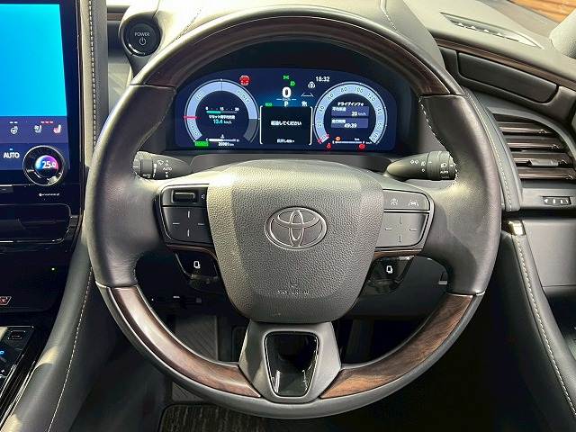 トヨタ&nbsp;アルファードハイブリッドの画像13