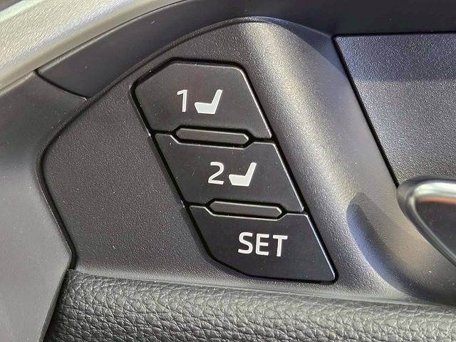 トヨタ&nbsp;RAV4 PHVの画像12