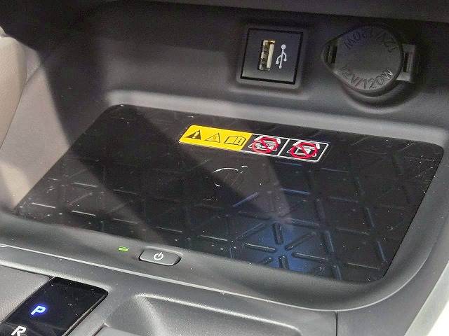 トヨタ&nbsp;RAV4 PHVの画像15