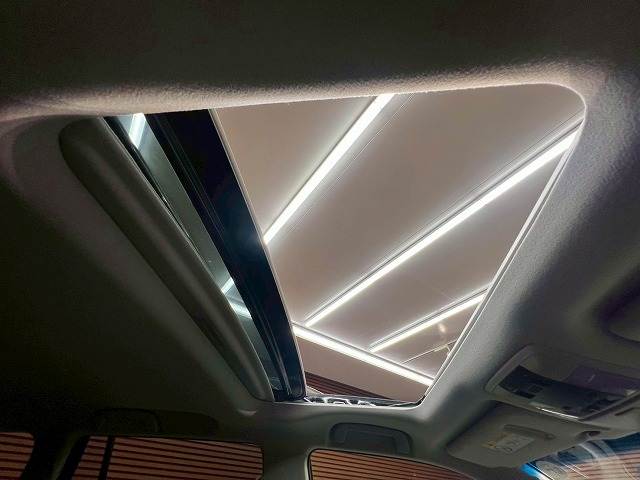 ランドクルーザープラドTX“Lパッケージ”5人乗り 内装他