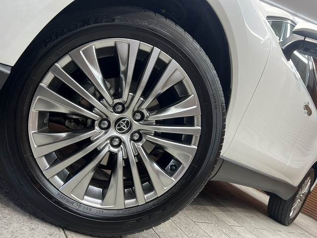 トヨタ ハリアーハイブリッドの画像11