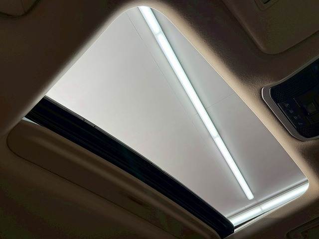 トヨタ&nbsp;ランドクルーザー300系の画像6