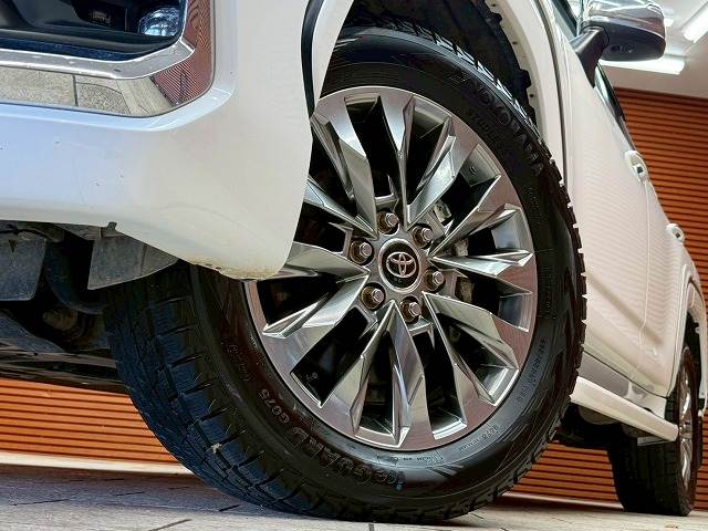 トヨタ&nbsp;ランドクルーザー300系の画像11