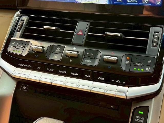 トヨタ&nbsp;ランドクルーザー300系の画像12