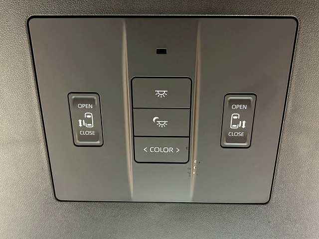 トヨタ&nbsp;アルファードハイブリッドの画像7