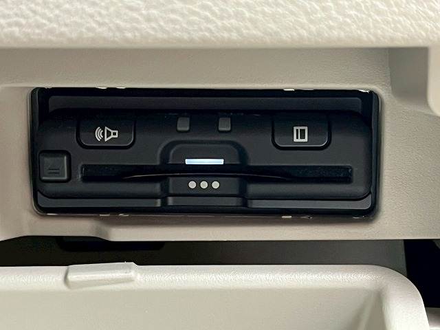 日産&nbsp;セレナの画像15