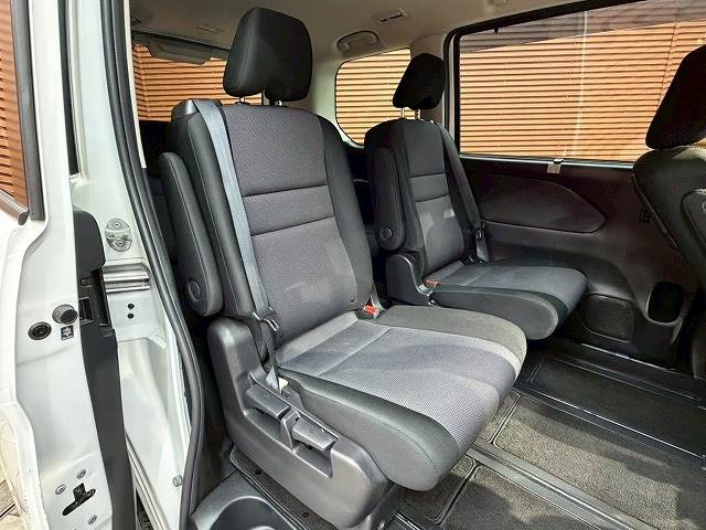 日産&nbsp;セレナの画像9