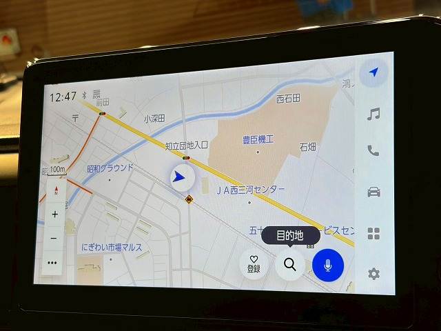 トヨタ ヴォクシーハイブリッドの画像3