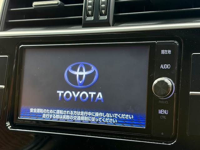 トヨタ ランドクルーザープラドの画像3