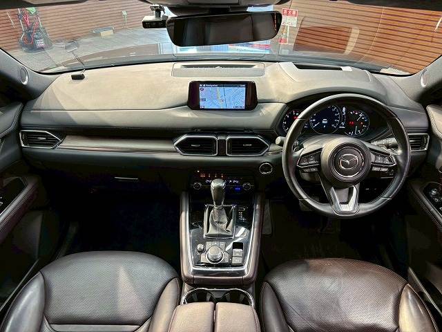 CX-8XD Lパッケージ BOSEサウンド/アラウンドビューモニター/ヘッドアップディスプレイ/ブラインドスポットモニター/レーダークルーズコントロール/シートヒーター/シートクーラー/電動リアゲート/シートメモリー 内装他