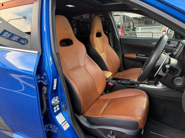 スバル インプレッサセダンWRXの画像11