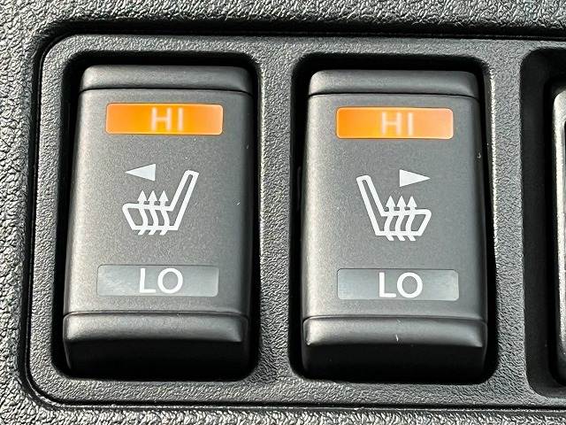フェアレディZバージョンT BOSEサウンド/純正ナビ/AppleCarPlay/バックカメラ/シートヒーター/レーダークルーズコントロール/コーナーセンサー/パドルシフト/ETC/純正18インチアルミ/LEDヘッドライト 内装他