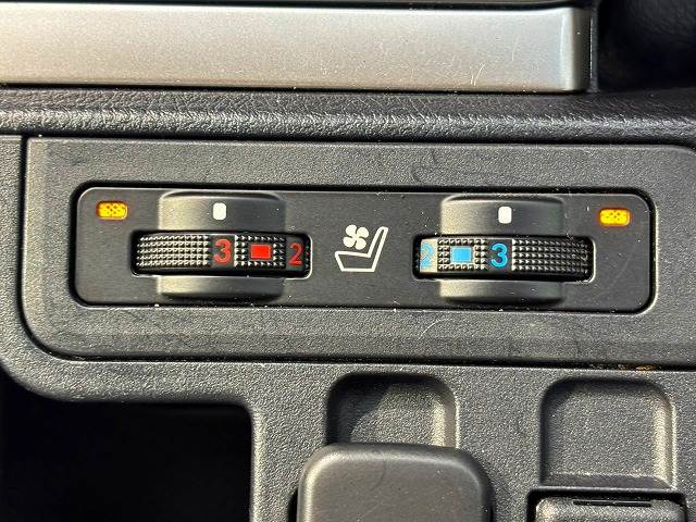 トヨタ ランドクルーザープラドの画像6