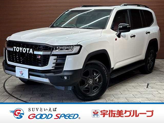 トヨタランドクルーザー300系GR SPORT サンルーフ/リアエンターテイメントシステム/クールボックス/純正12.3インチディスプレイオーディオ/JBLサウンド/パノラミックビューモニター/シートヒーター/シートクーラー/レーダークルーズ 外観