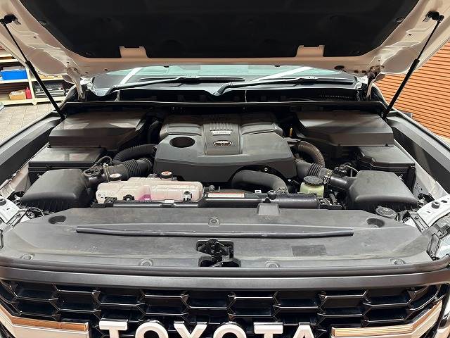 トヨタ ランドクルーザー300系の画像14