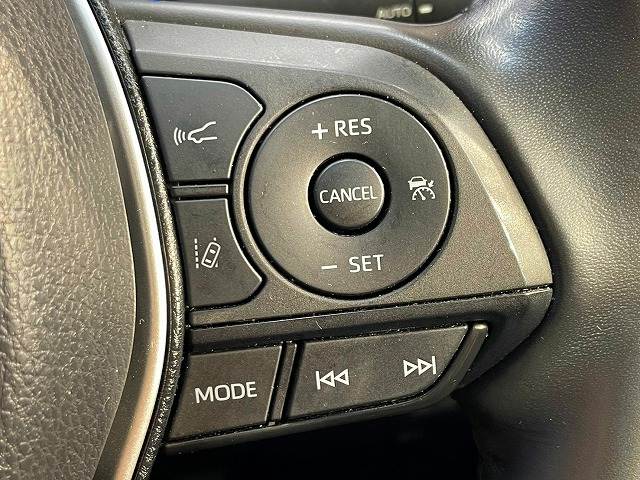 ハリアーハイブリッドS 純正ディスプレイオーディオ/AppleCarPlay/バックカメラ/レーダークルーズコントロール/コーナーセンサー/オートハイビーム/オートライト/オートエアコン/ETC 内装他