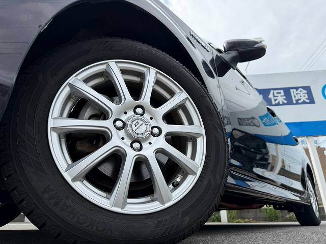 トヨタ カローラフィールダーハイブリッドの画像17