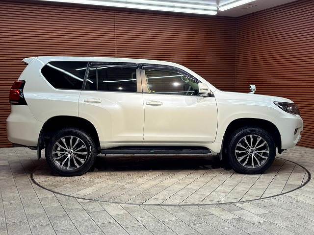 トヨタ&nbsp;ランドクルーザープラドの画像17