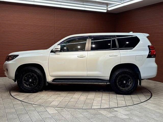 トヨタ ランドクルーザープラドの画像18
