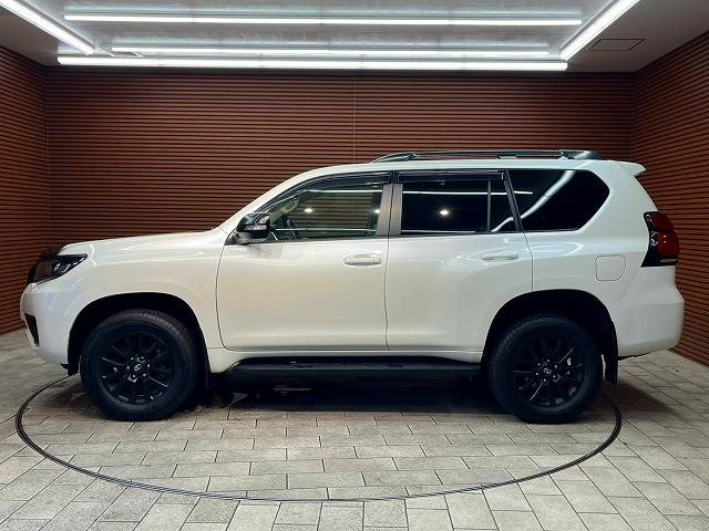 トヨタ ランドクルーザープラドの画像18