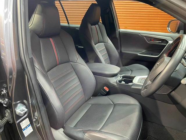 トヨタ RAV4 PHVの画像11