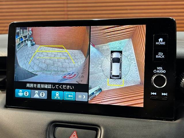 ヴェゼルハイブリッドe:HEV Z 純正9インチワイドディスプレイ/アラウンドビューモニター/AppleCarPlay/レーダークルーズコントロール/ブラインドスポットモニター/シートヒーター/ステアリングヒーター/コードレス充電 内装他