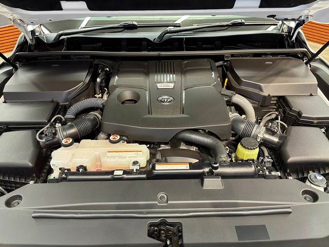 トヨタ ランドクルーザー300系の画像14