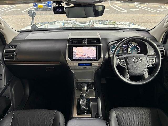トヨタランドクルーザープラド□TX“Lパッケージ” 内装他