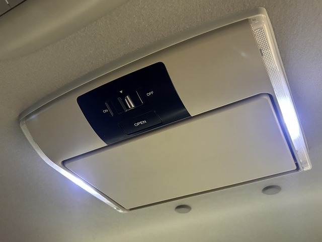 ホンダ ステップワゴンスパーダ 2WDの画像6