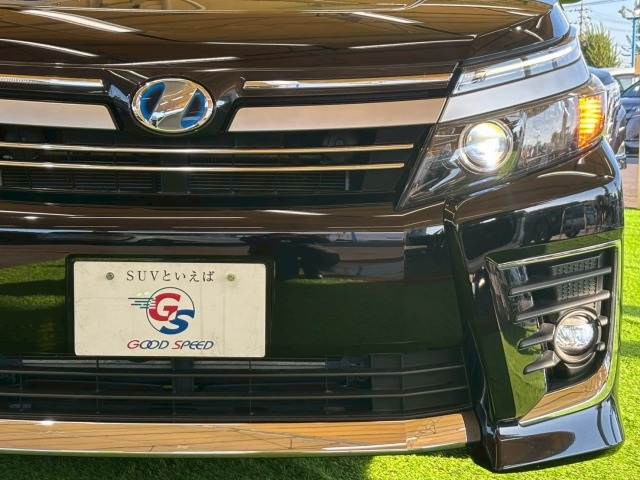 トヨタ ヴォクシーハイブリッドの画像19