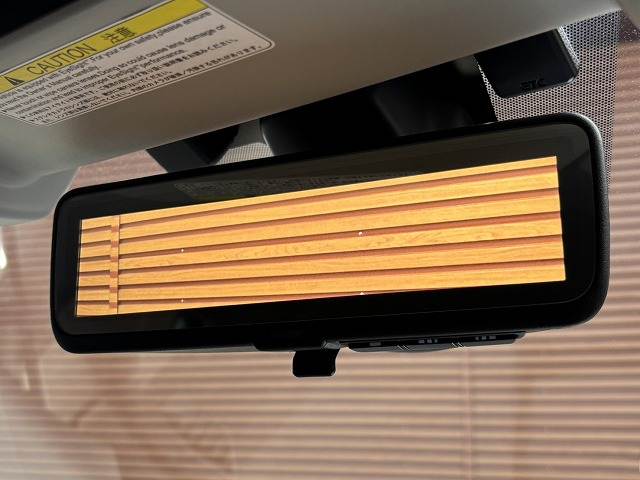 フォレスター◆Premium ルーフレール装着車 内装他